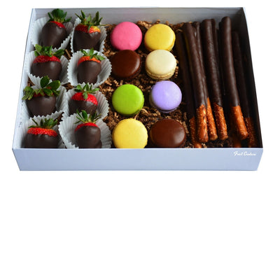 Gift Basket - Macaron & Chocolate Dipped Box